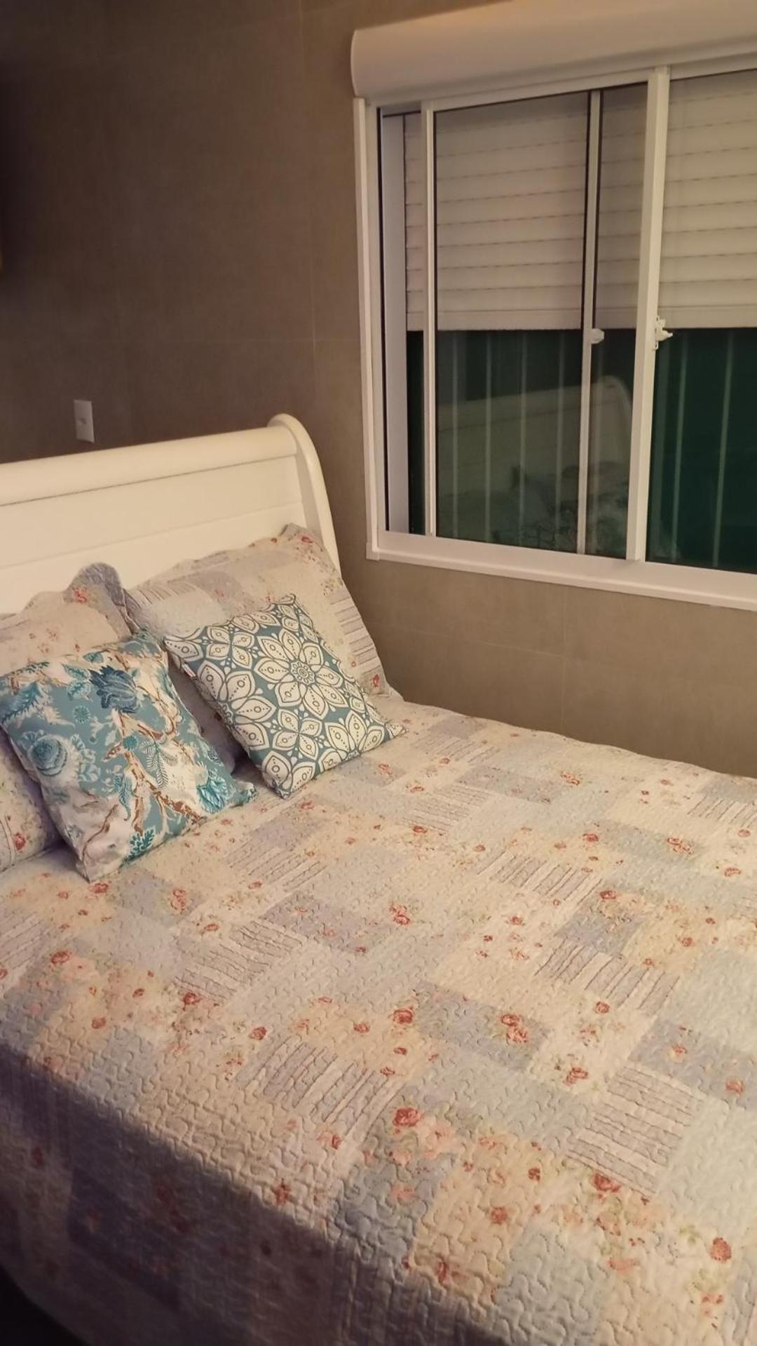 Kitnet Central: Beachside Comfort with Entertainment & Dining Balneario Camboriu Exterior photo